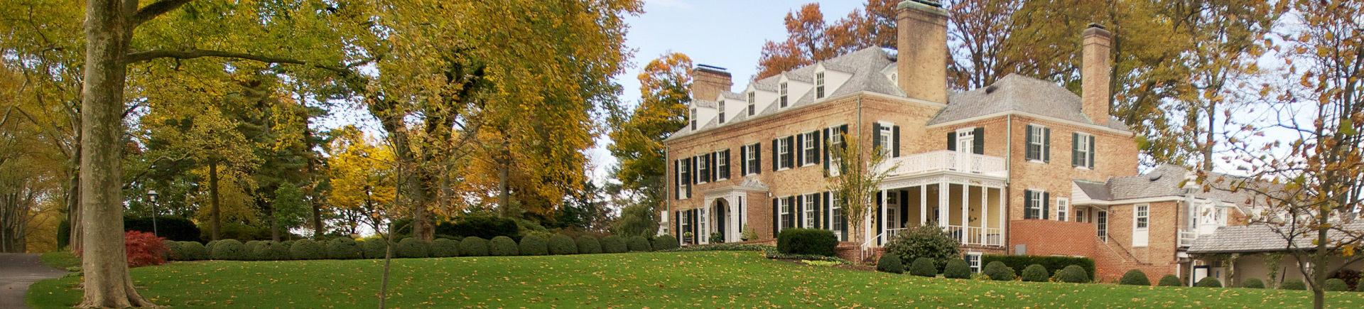 Side angle of Drumore Estate during fall