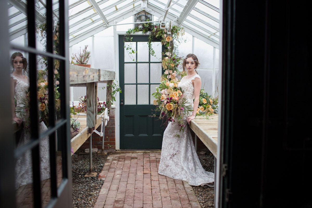 Wedding photos in a greenhouse