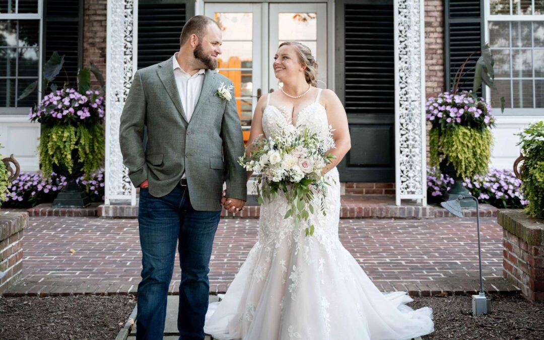 Should You Choose a Small Wedding or Elopement for Your Big Day?